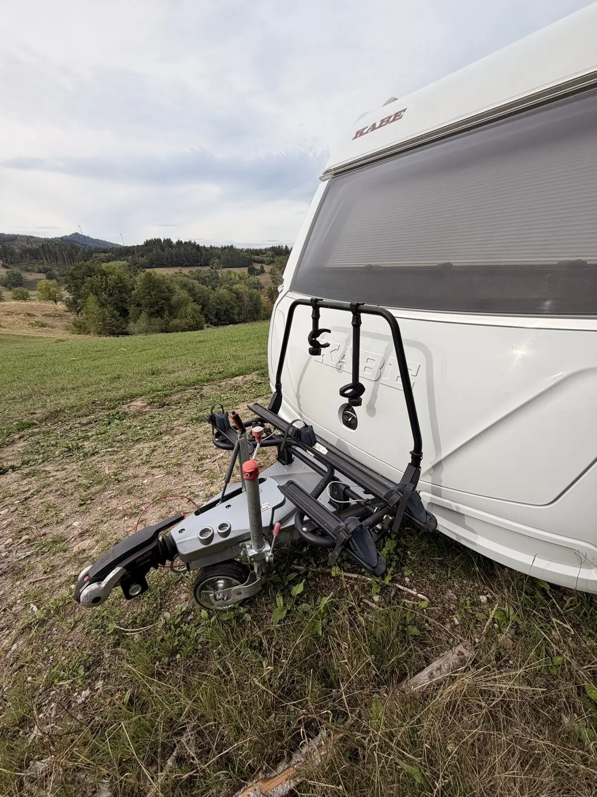 Deichsel mit Thule Superb Fahrradträger